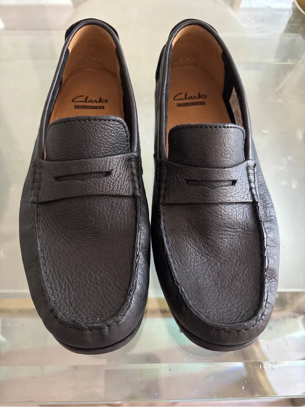 Clarks Collection Men's Black Leather Slip-On Loafers - Size 9 Like New